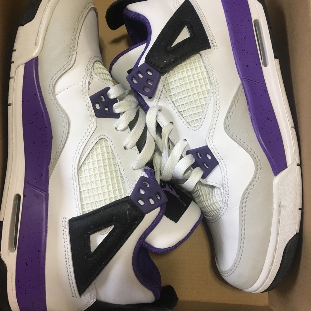 Jordan Retro 4s