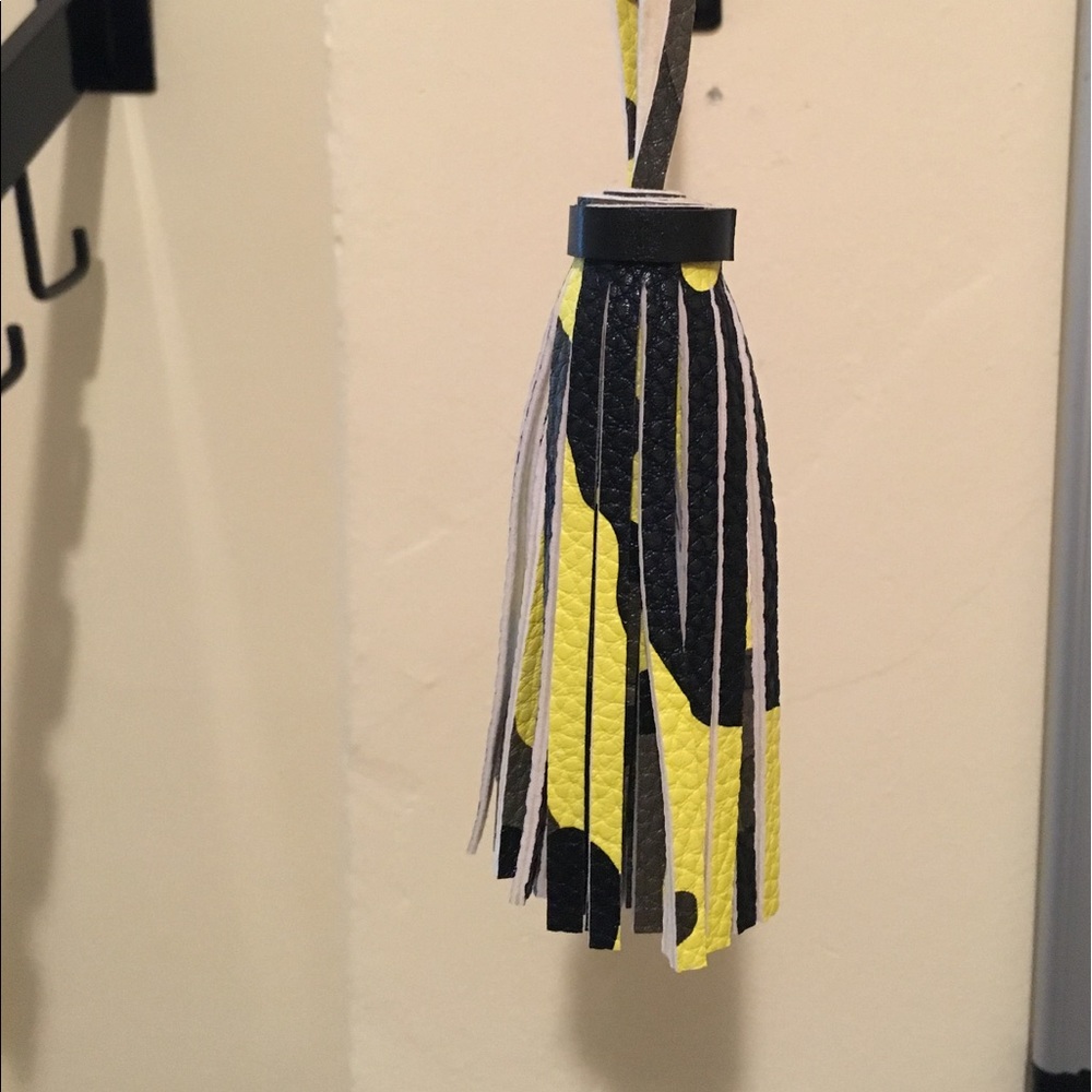 PU leather camo print keychain