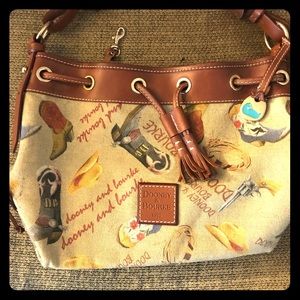 Dooney & Bourke