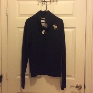 Men's Abercrombie and Fitch Sweatshirt