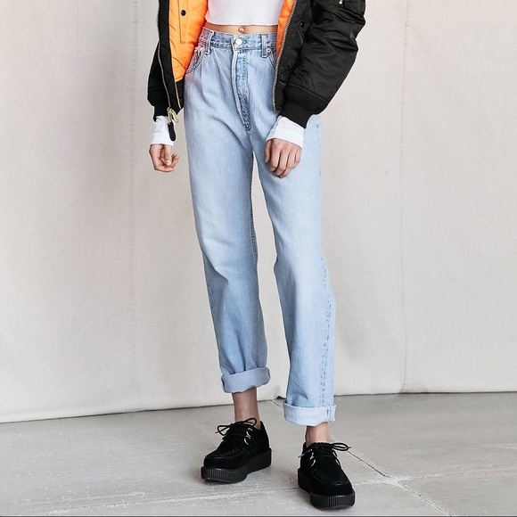 Levi's Denim - ✨SALE✨ Levi's 505 Distressed Mom Jeans Light Wash
