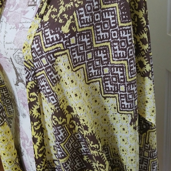 C Shawl - Picture 2 of 6