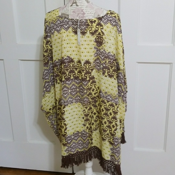 C Shawl - Picture 5 of 6