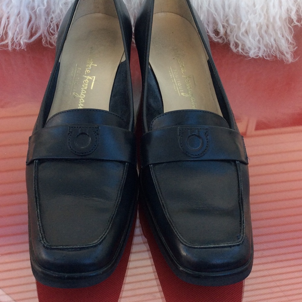 Salvatore Ferragamo black leather classic wedges