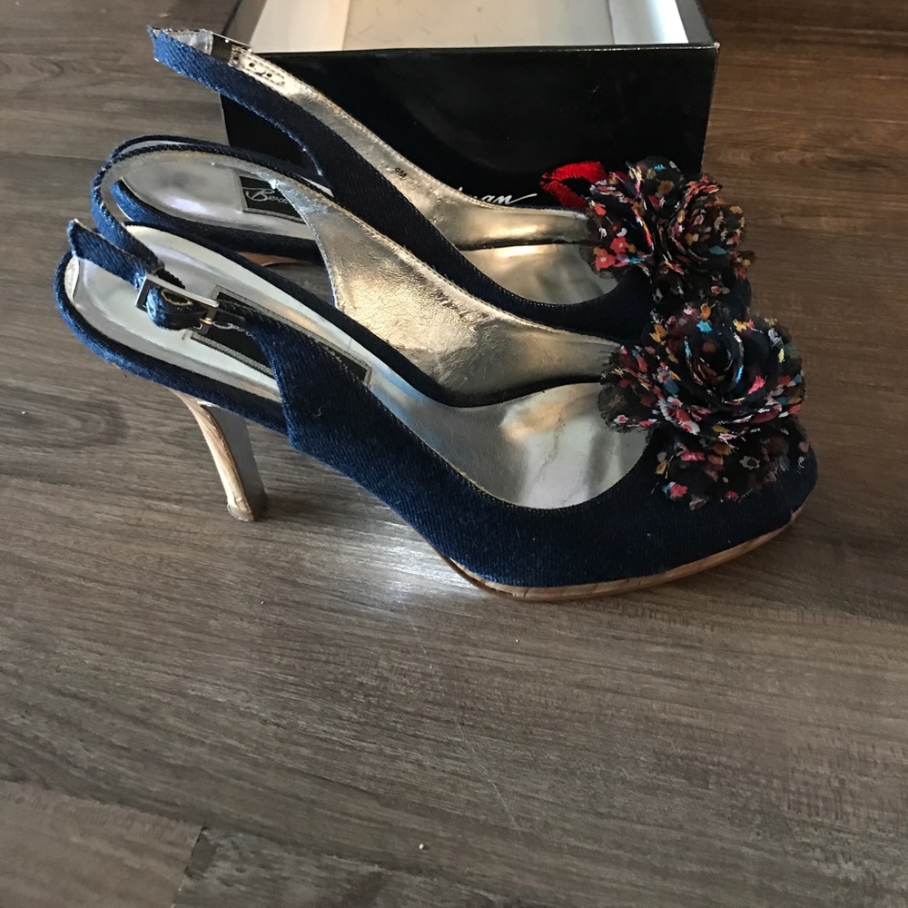 Open toe heels - Picture 2 of 4
