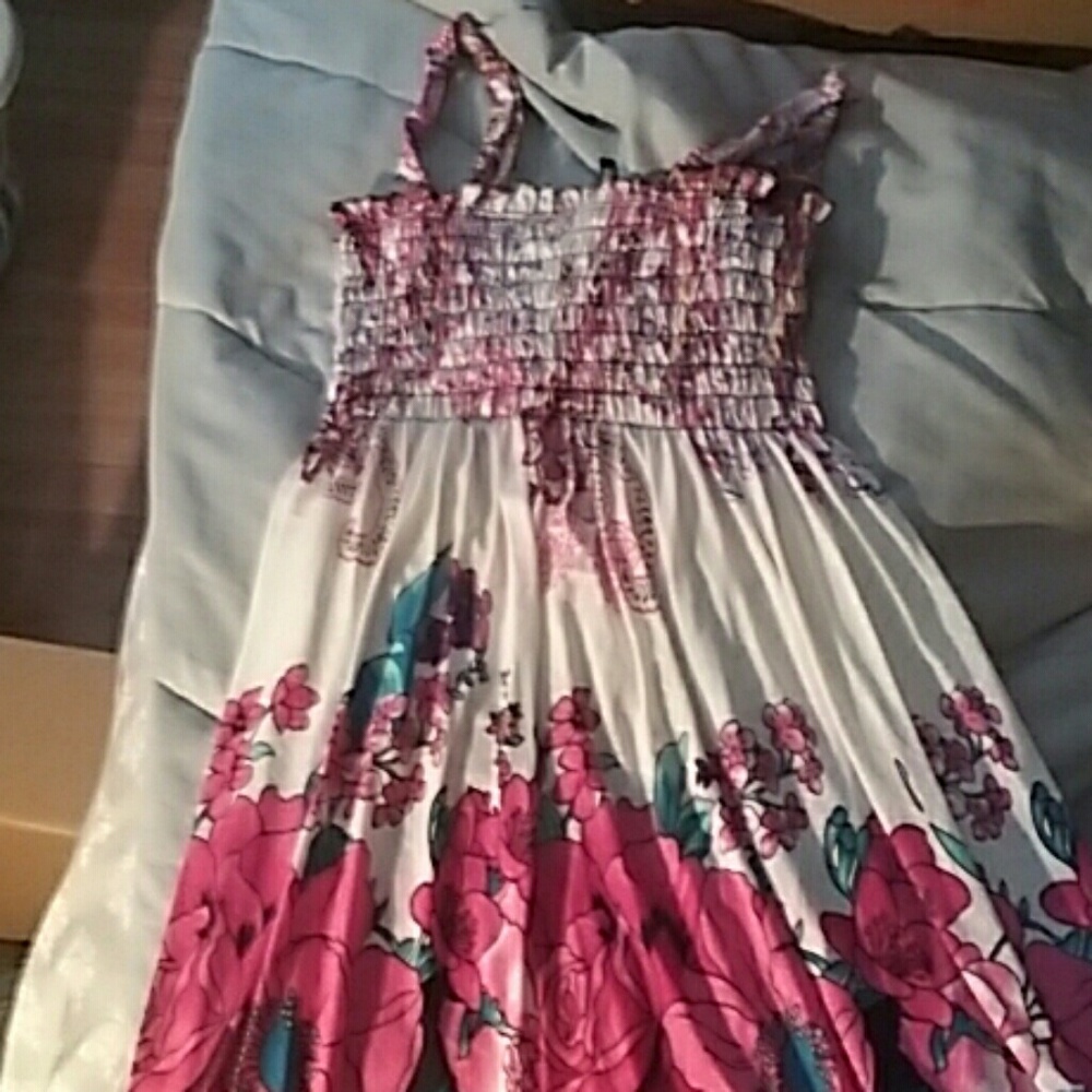 New stretchy sun dress