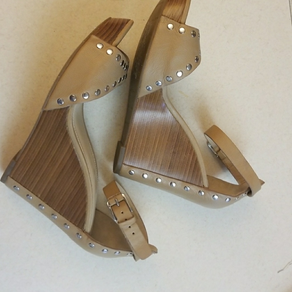 Platform shoes - Picture 3 of 4