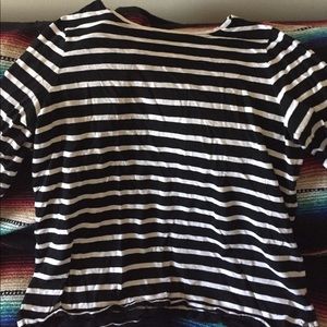 Three quarter length sleeve tshirt