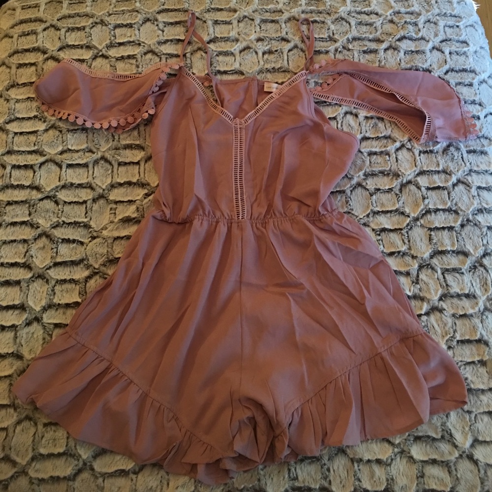 Love & Other Things. Mauve romper. Size medium.