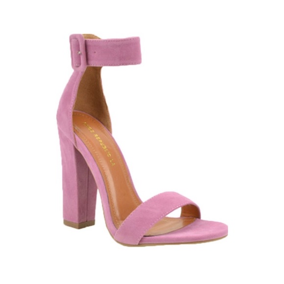 Mauve Thick Strap Ankle Heels - Picture 2 of 6