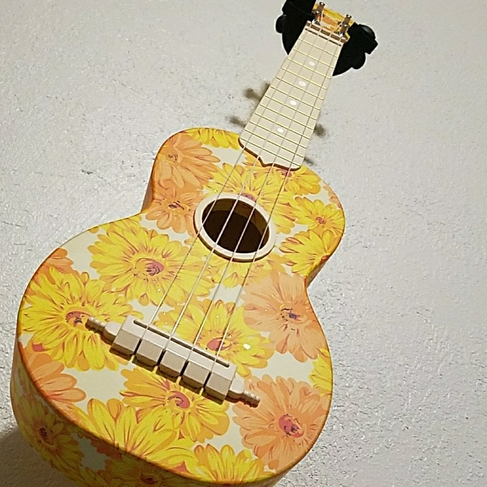 Flower Ukulele
