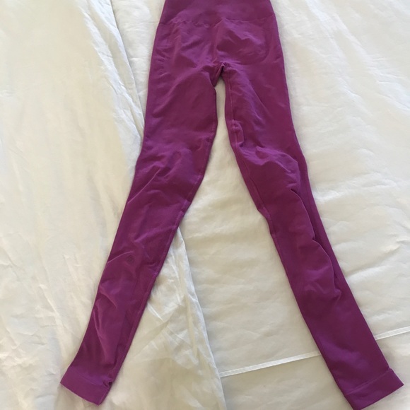 Lululemon leggings - Picture 1 of 3