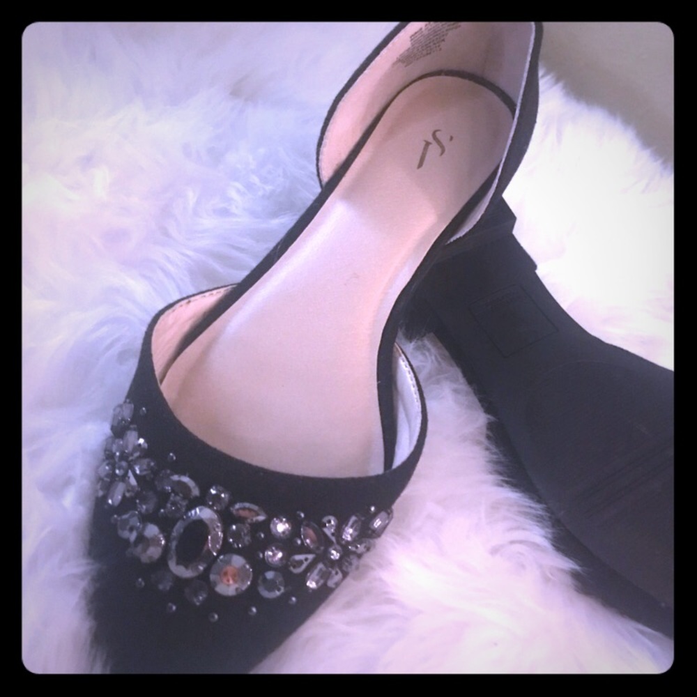 Simply Vera  wang flats