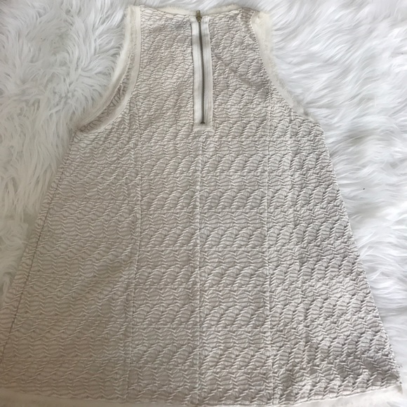 Anthropologie ivory and gold detail tank XS - Picture 3 of 4