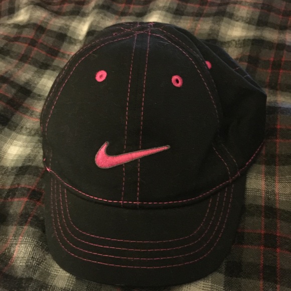 Nike cap🍭 - Picture 1 of 3