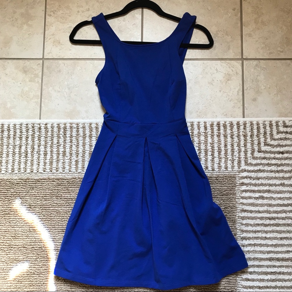 Express Crisscross Skater Dress