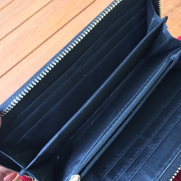 Gold Embellished-wallet - Picture 4 of 6