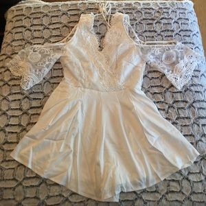 Lacy Romper. White. Size medium.