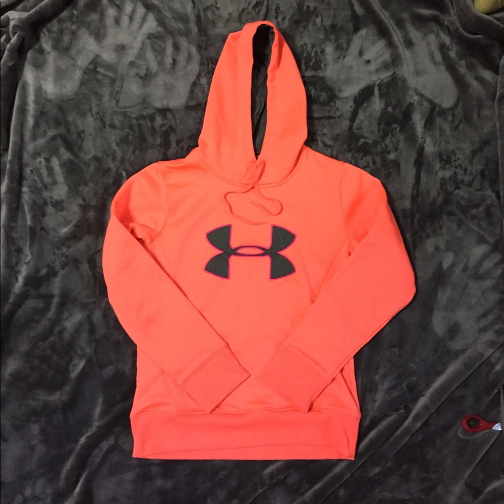 Under Armour Sweatshirt