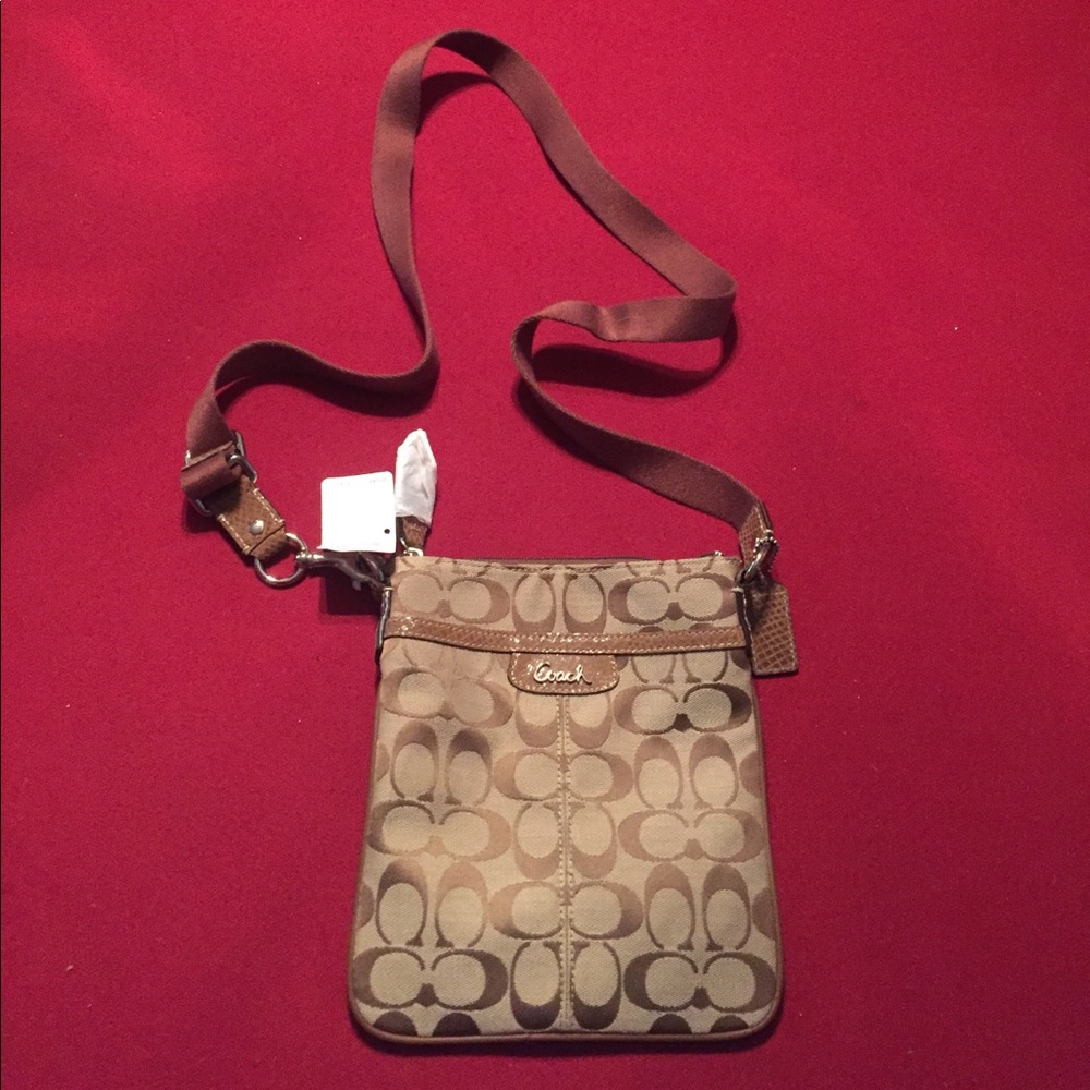 Coach swing pack
