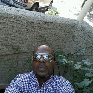 Meet your Posher, Kennie