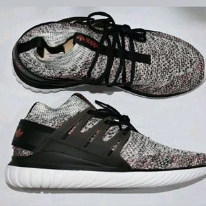 le adidas def. saleoriginals tubulare, nova bb8409 poshmark le adidas def. saleoriginals tubulare, nova bb8409 poshmark