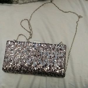 Sparkly clutch with chain strap