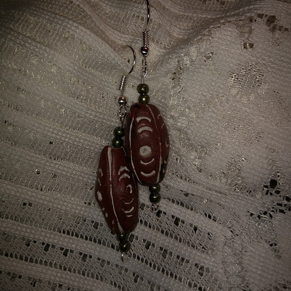 Vintage beaded earrings - Picture 2 of 4