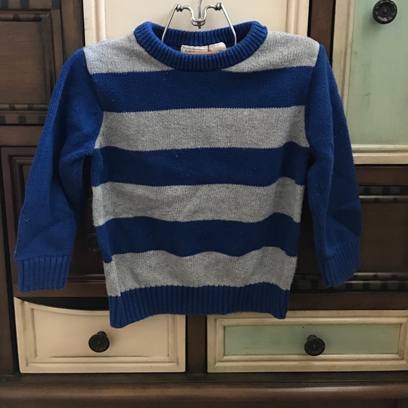 Kids sweather or jumper - Picture 1 of 3