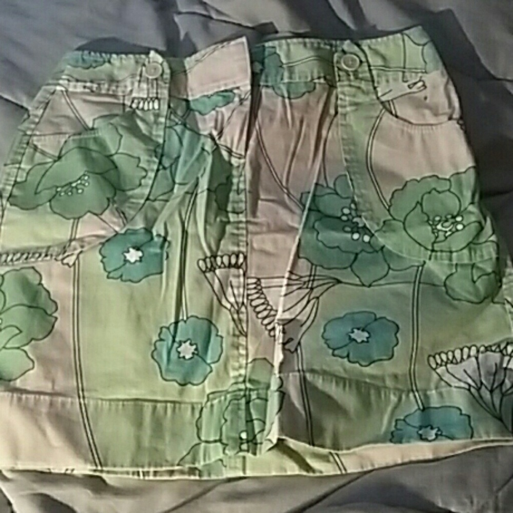 Ann Taylor skirt so cute!!