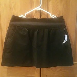 NWT Old Navy black skirt, size 4 NWT Old Navy black skirt, size 4