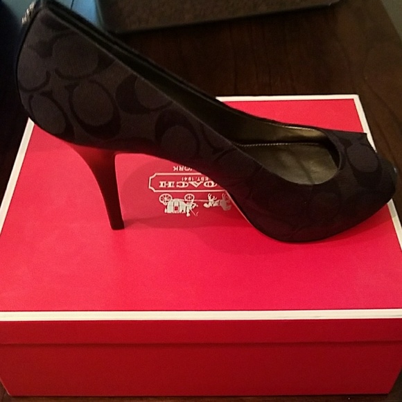 1/4
COACH Aldis women AUTHENTIC LEATHER -FABRIC - Picture 3 of 3