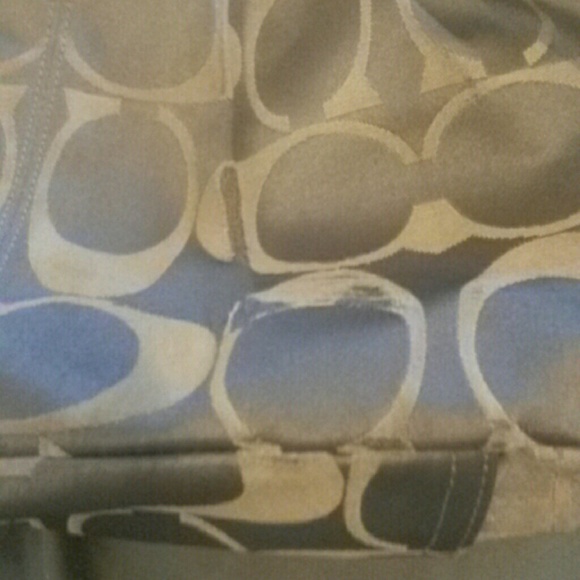 Authentic Coach Maggie Purse - Picture 5 of 7