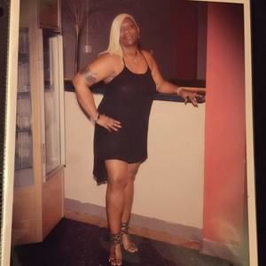 Meet your Posher, Tonya