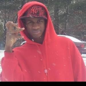 Meet your Posher, Troy