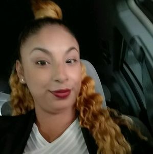 Meet your Posher, Mayra