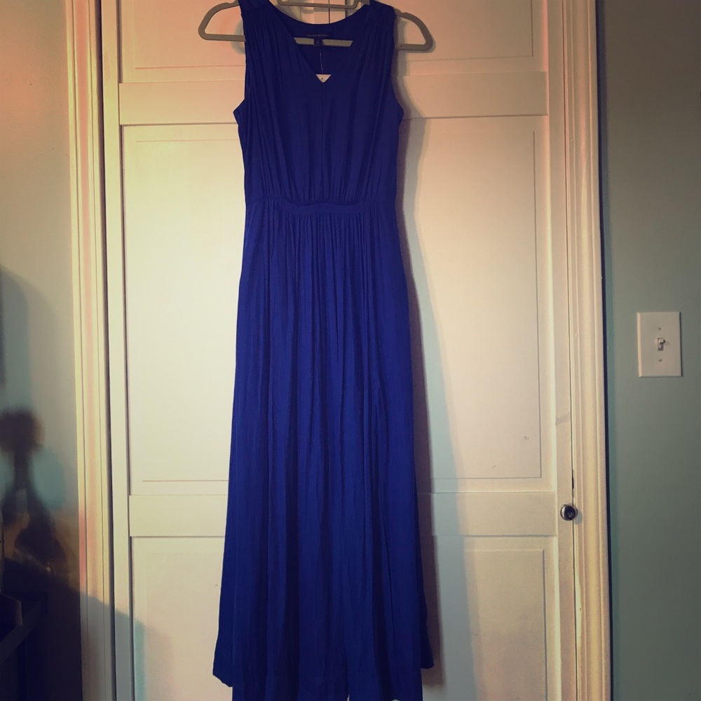 Long blue dress