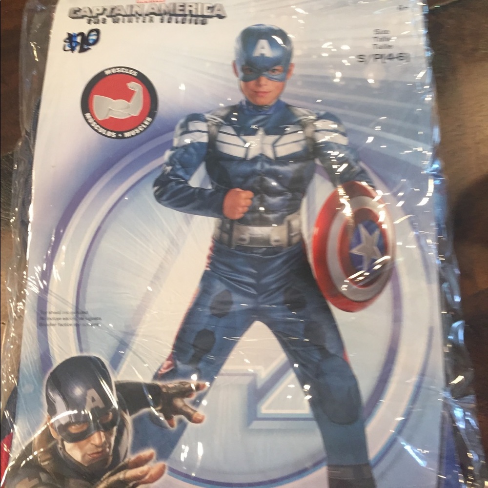 Small Captain America costume (4-6)