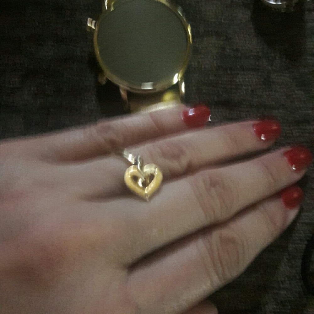 Cute heart dangling ring