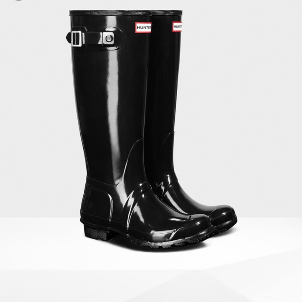 Original glossy black hunter boots! Worn once