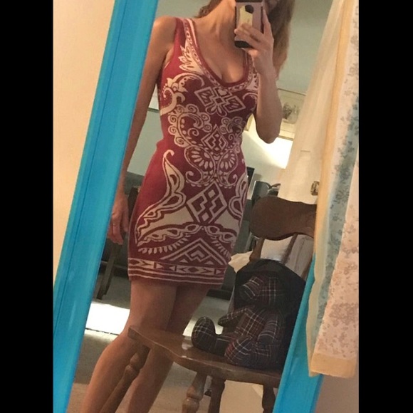 New. Peach Puff dress. - Picture 2 of 3