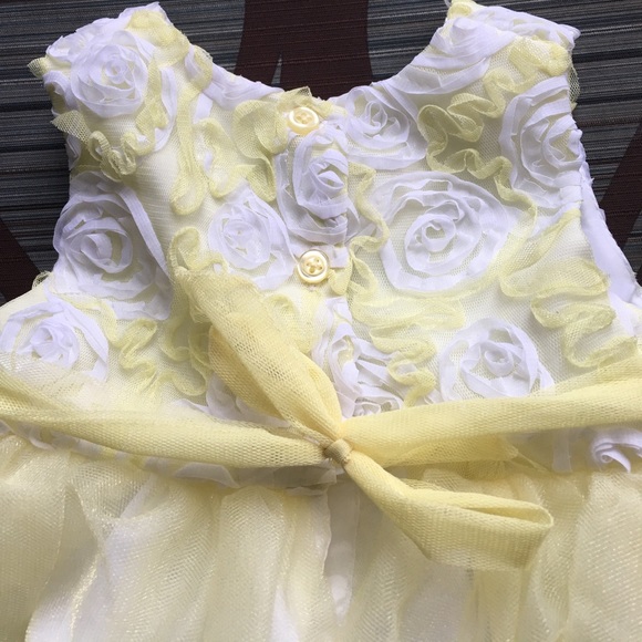 Yellow Dress with Tulle - Picture 3 of 4