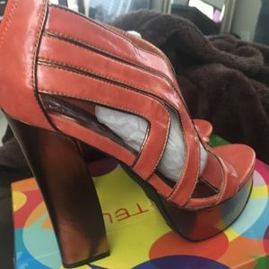 Orange and bronze bootie/sandal