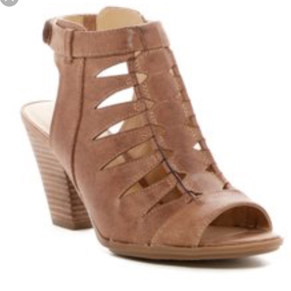 Naturalizer Talan Ankle Sandal Latte Tan Brown