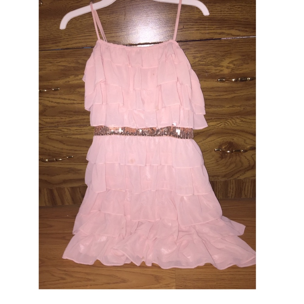 Dusty pink Ruffled dress
