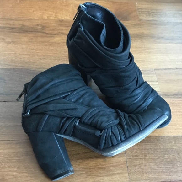 LD Tuttle Black Bandage Ankle Boots sold out 6.5 - Picture 4 of 7