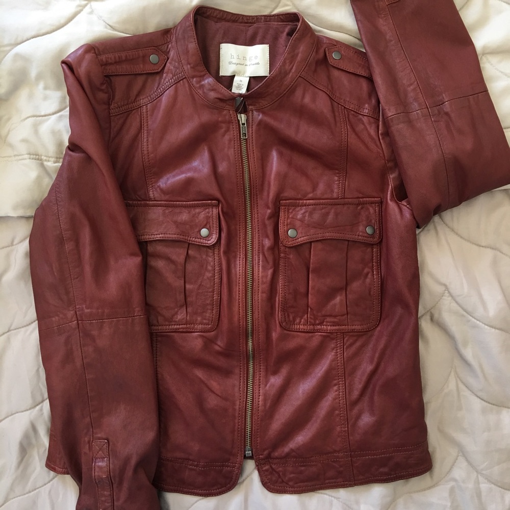 Red-brown Moto leather jacket, brand hinge. NEW