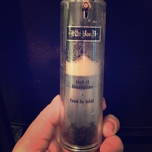 Kat Von D lock it foundation shade 49 light
