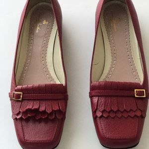 Brooks Brothers red leather flats