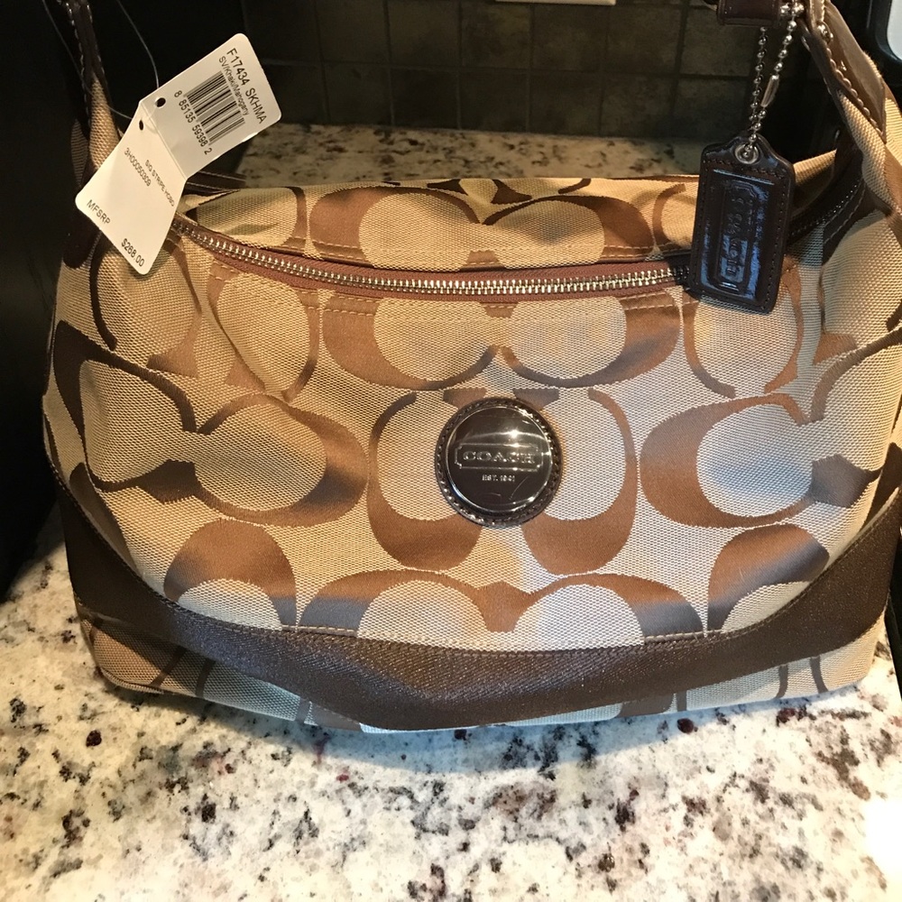 NWT-Medium Coach bag